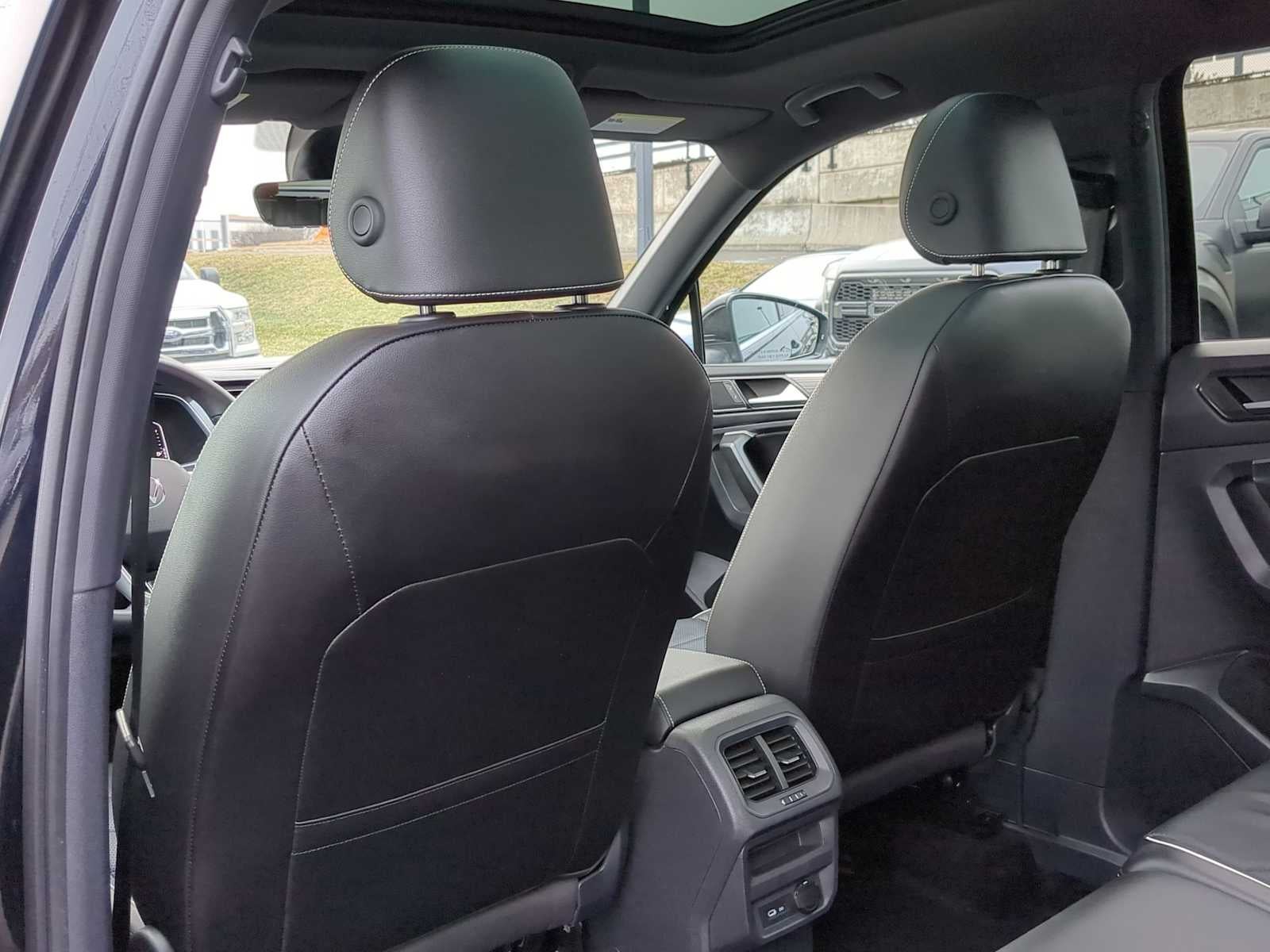 Volkswagen Tiguan SEL R-Line 2024