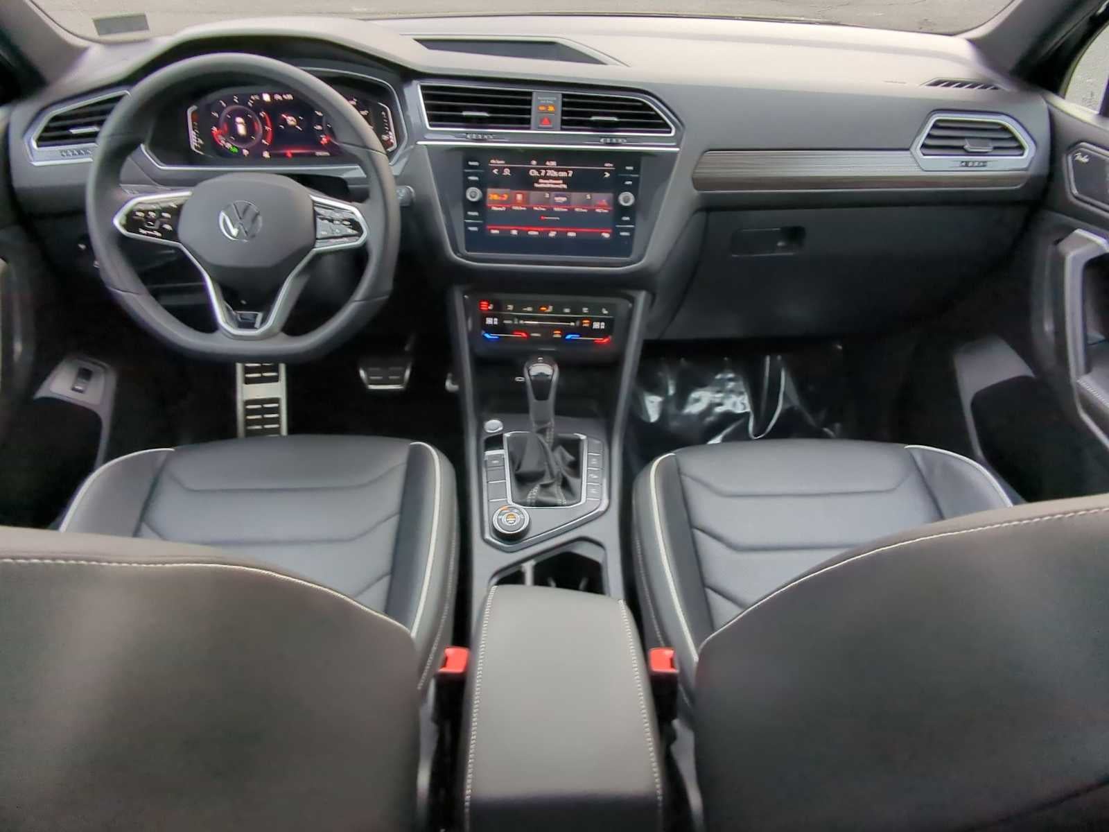 Volkswagen Tiguan SEL R-Line 2024