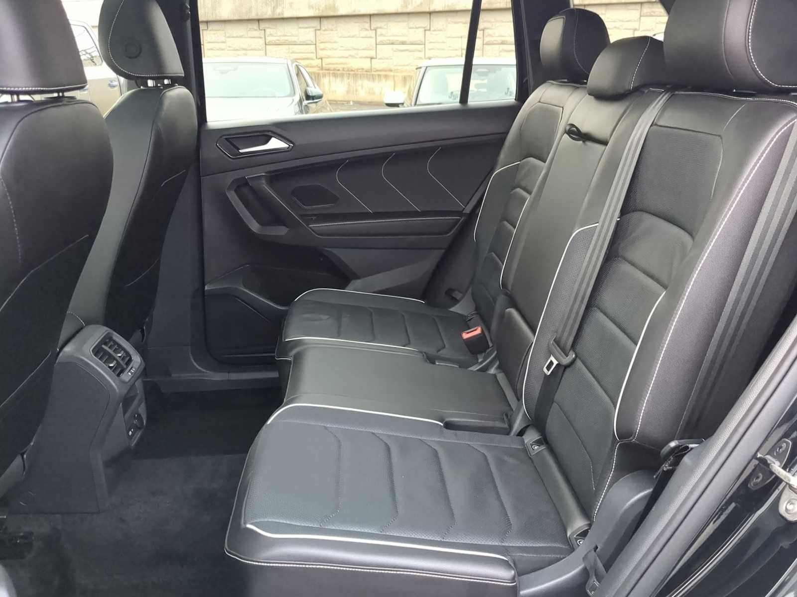 Volkswagen Tiguan SEL R-Line 2024