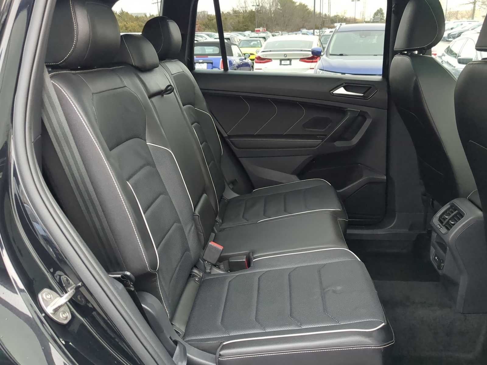 Volkswagen Tiguan SEL R-Line 2024