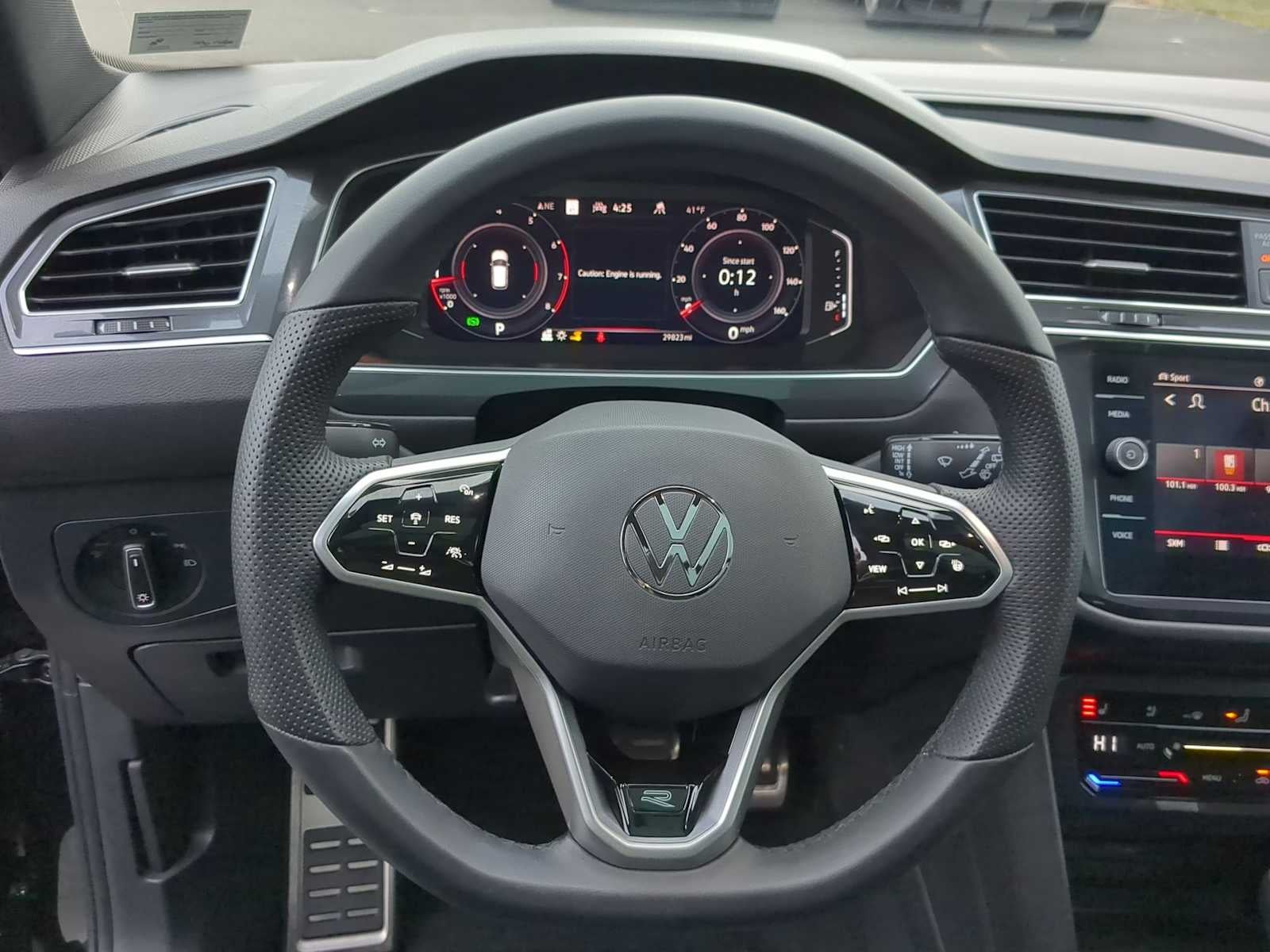 Volkswagen Tiguan SEL R-Line 2024