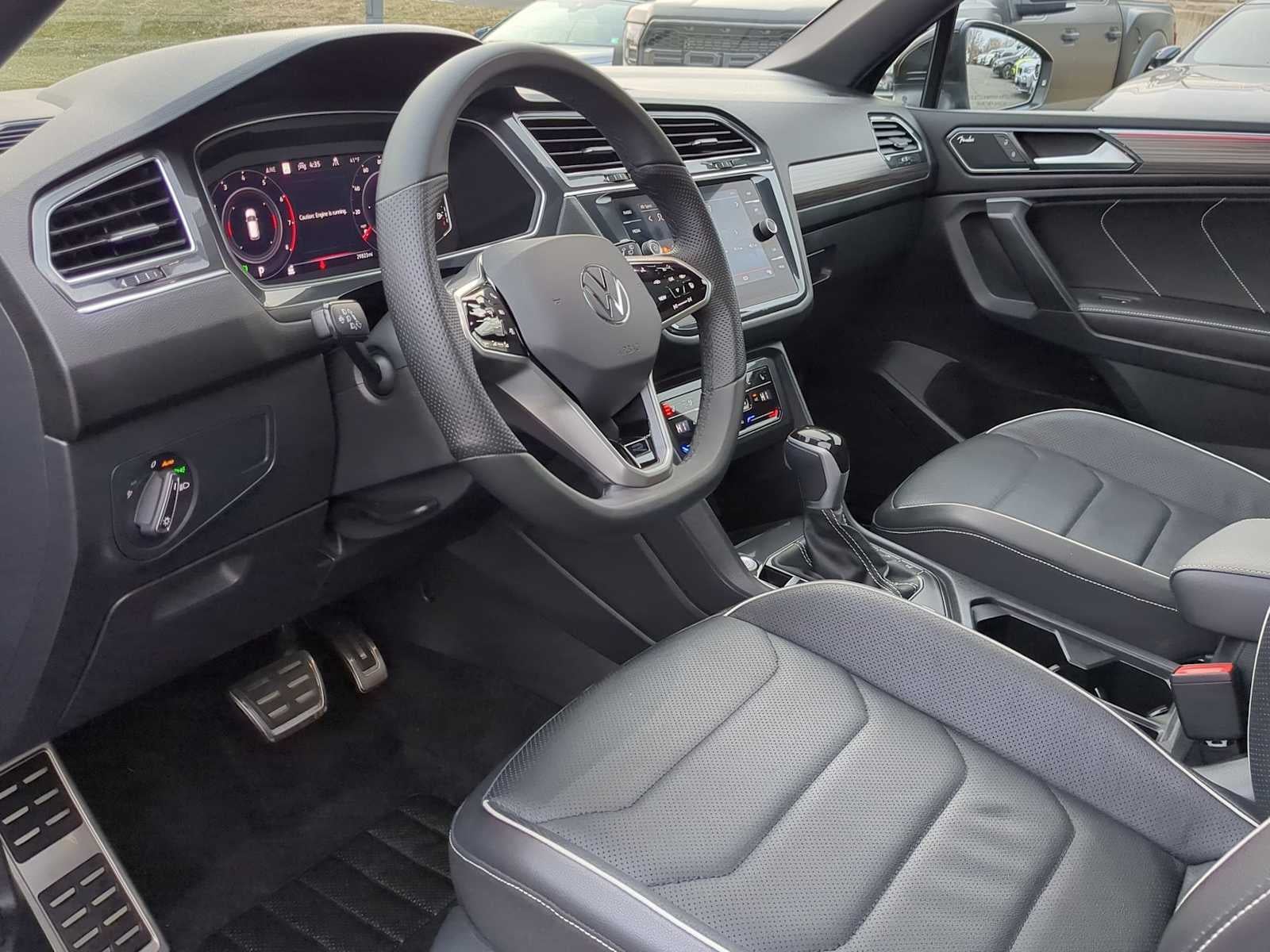 Volkswagen Tiguan SEL R-Line 2024