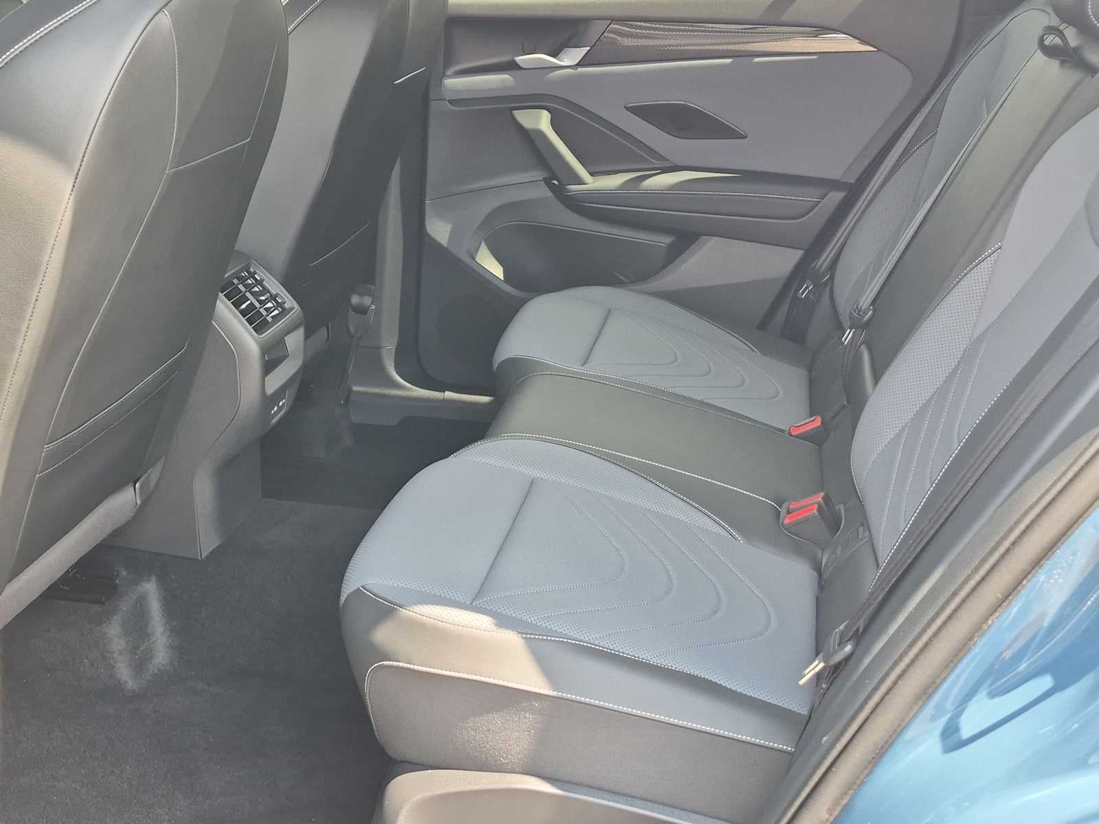 Volkswagen Tiguan SE R-Line Black 2025