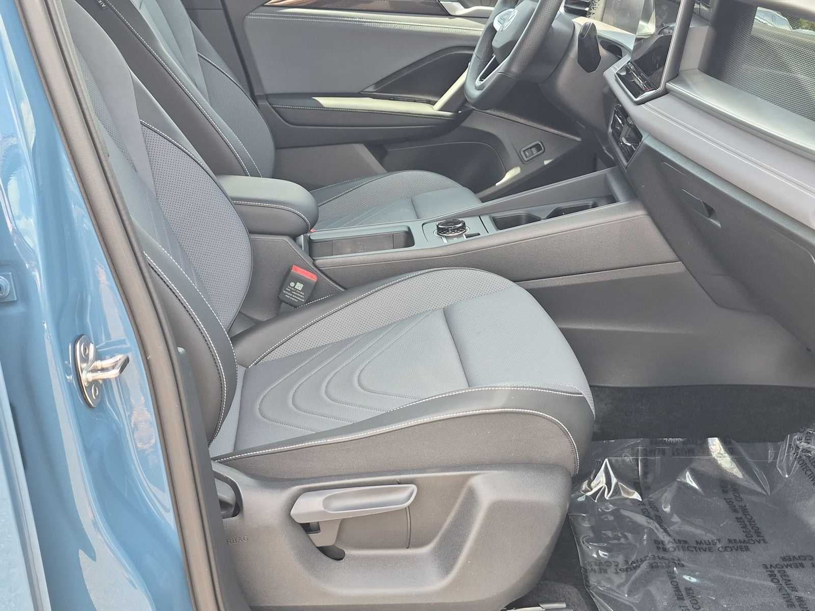 Volkswagen Tiguan SE R-Line Black 2025