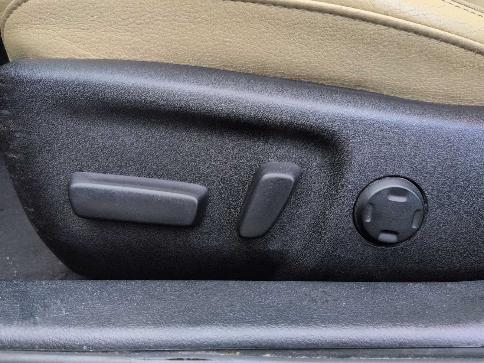 Toyota Avalon Hybrid XLE Touring 2015