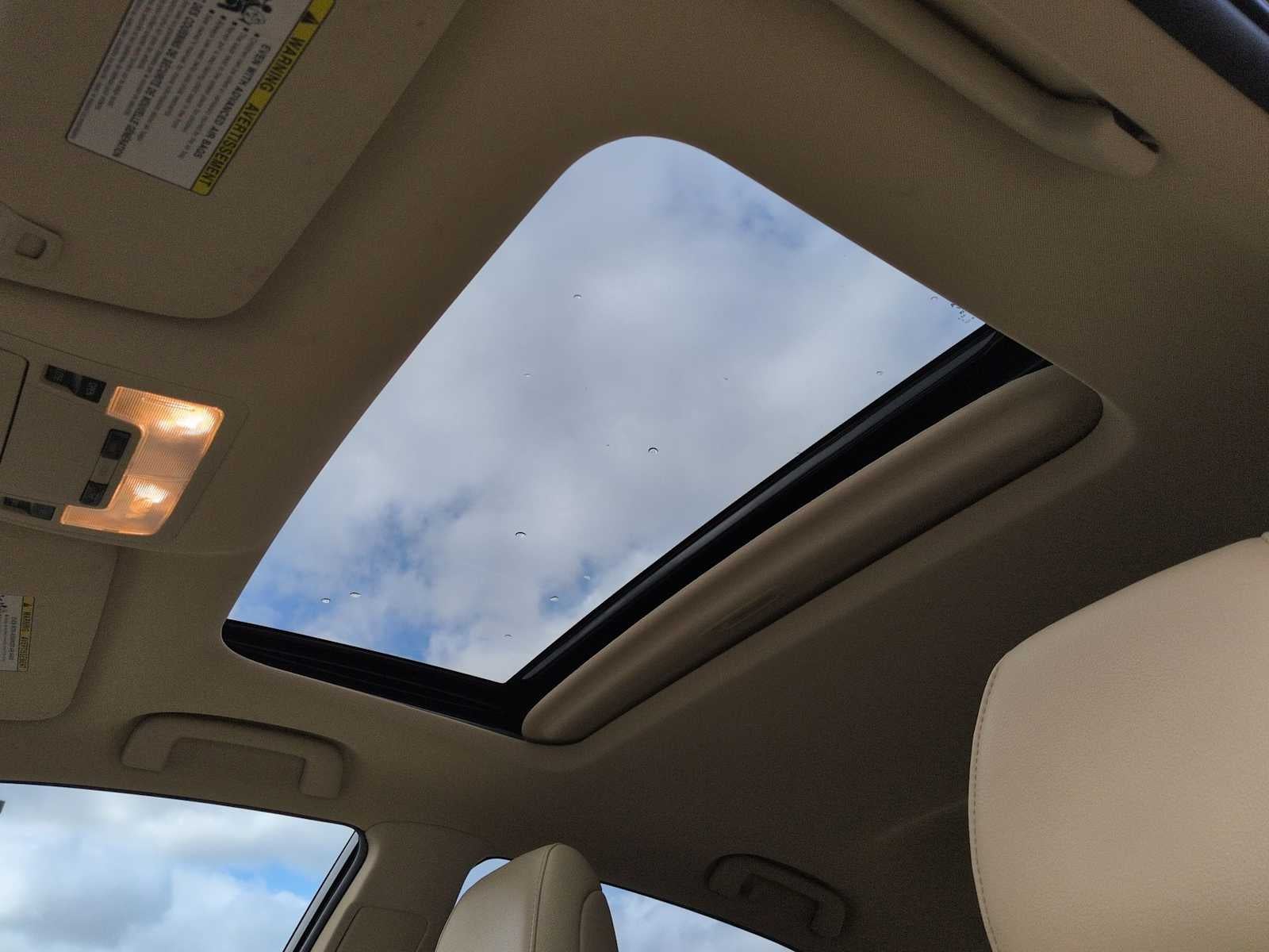 Toyota Avalon Hybrid XLE Touring 2015