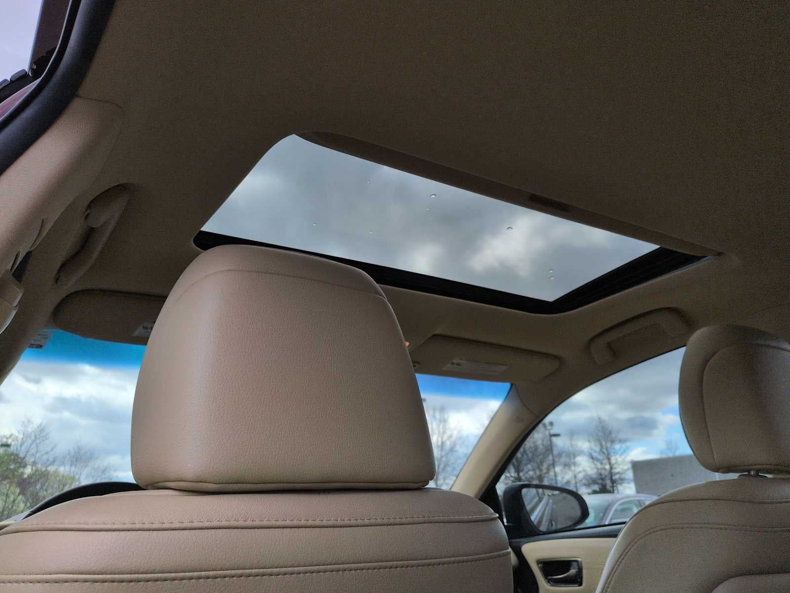 Toyota Avalon Hybrid XLE Touring 2015