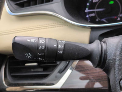 Toyota Avalon Hybrid XLE Touring 2015