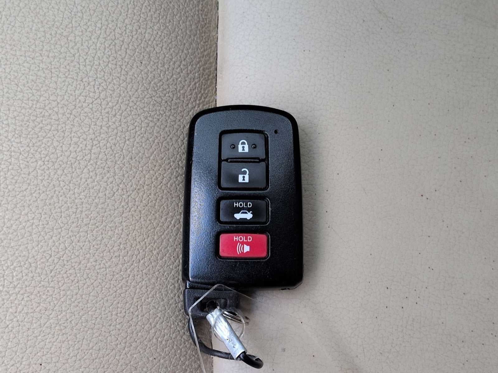 Toyota Avalon Hybrid XLE Touring 2015