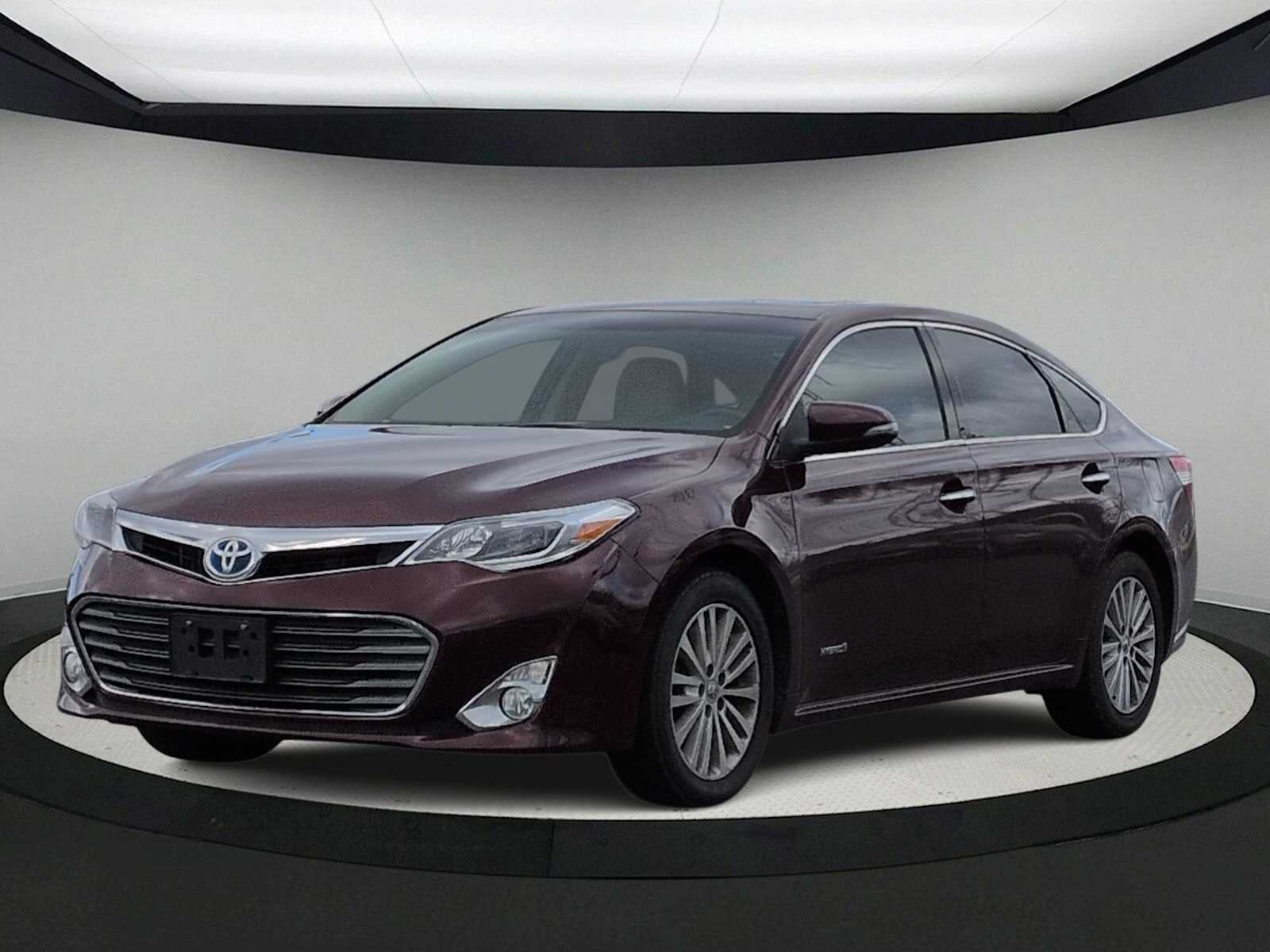 Toyota Avalon Hybrid XLE Touring 2015