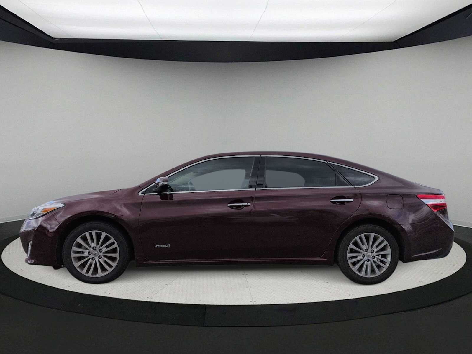 Toyota Avalon Hybrid XLE Touring 2015