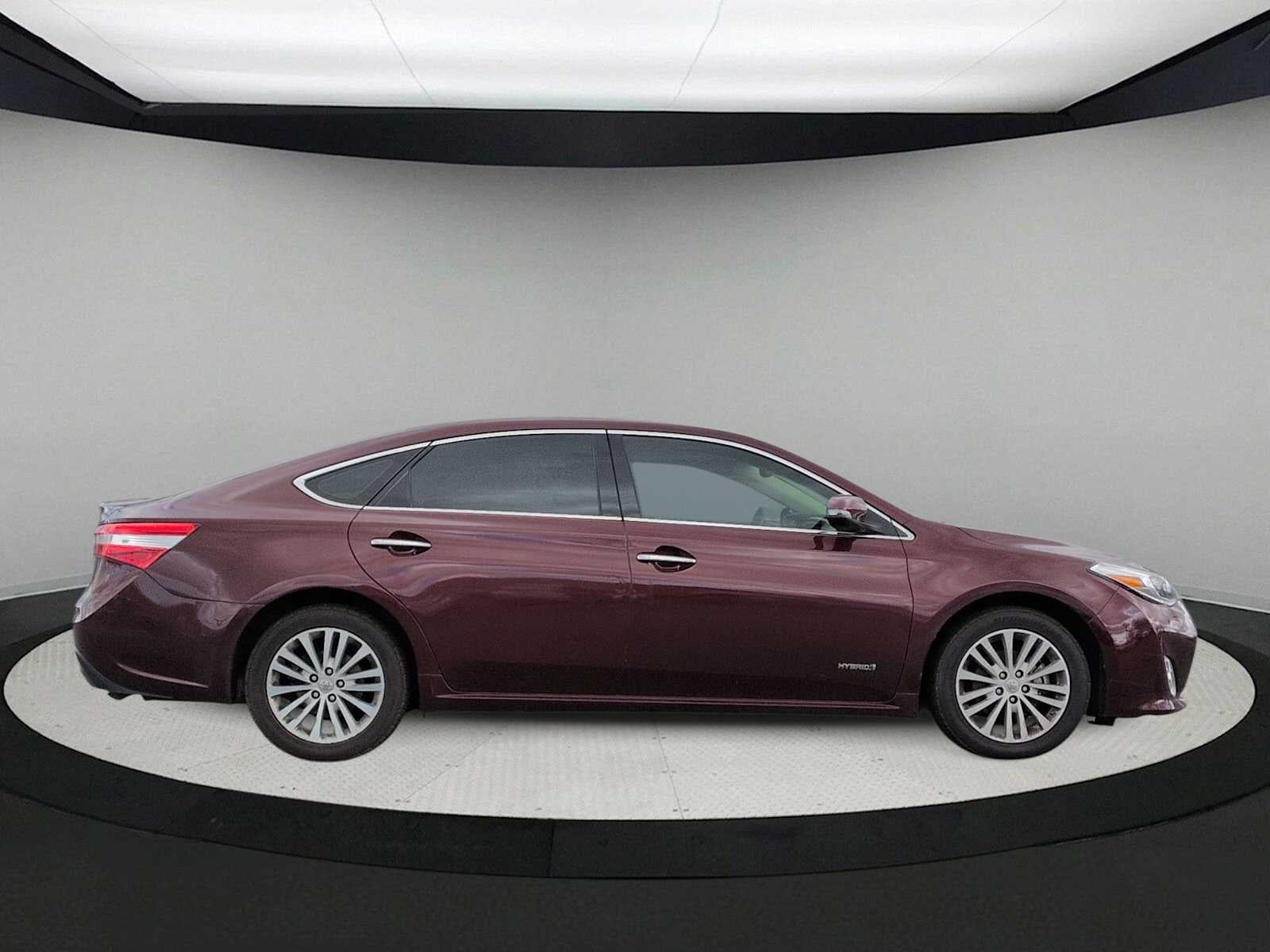 Toyota Avalon Hybrid XLE Touring 2015