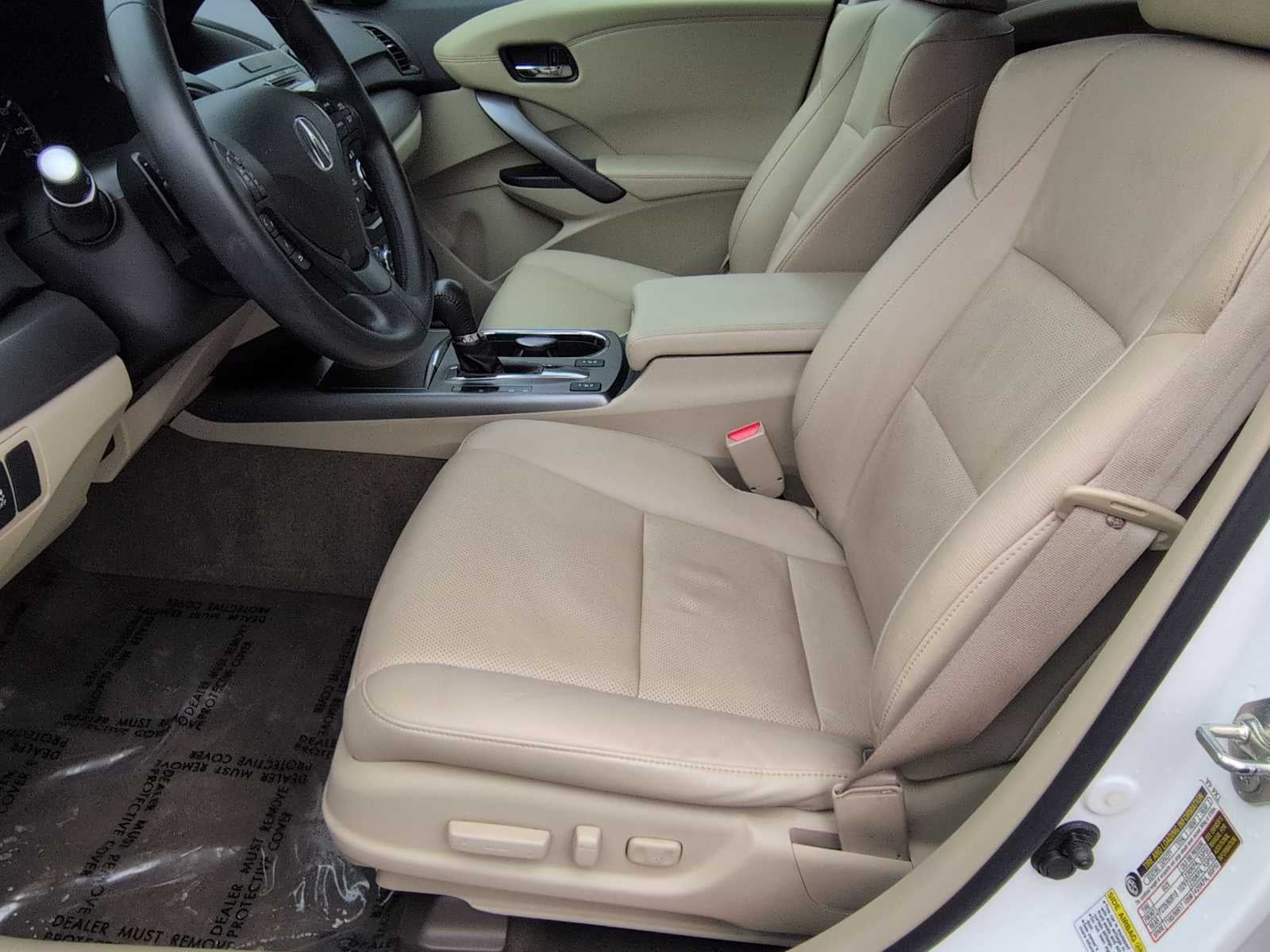 Acura RDX 2013 con paquete tecnológico