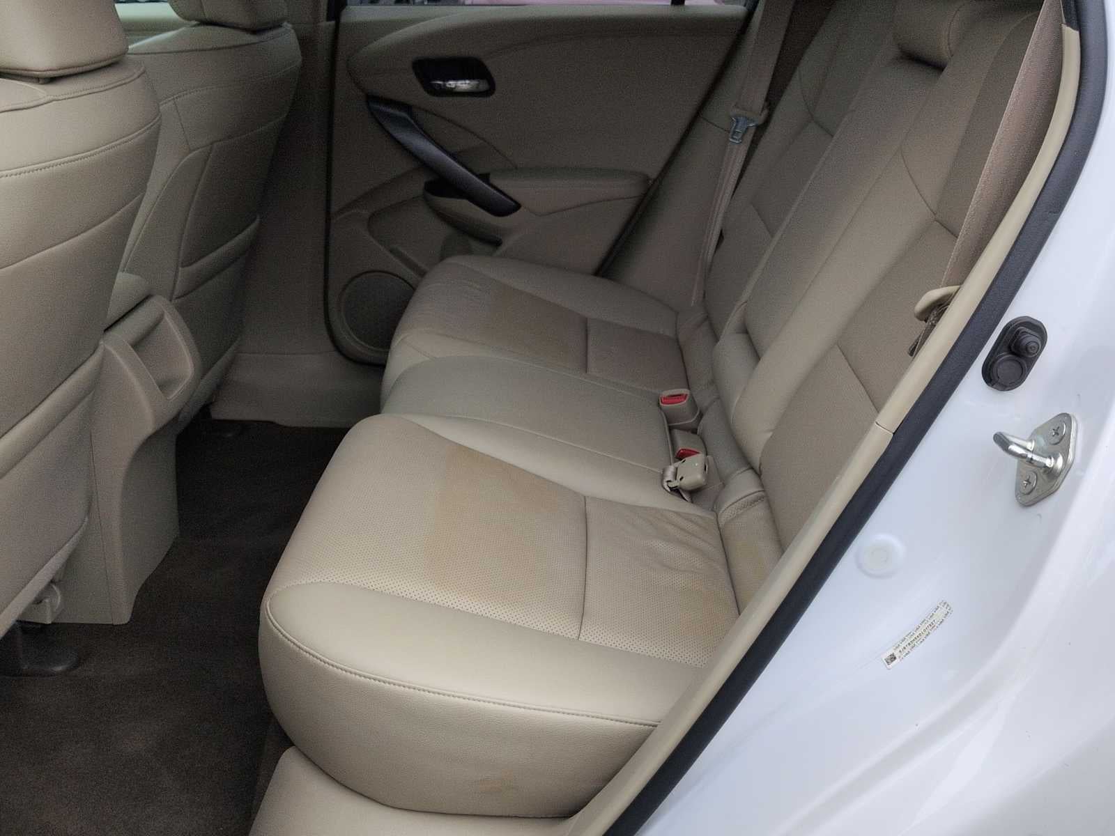 Acura RDX 2013 con paquete tecnológico