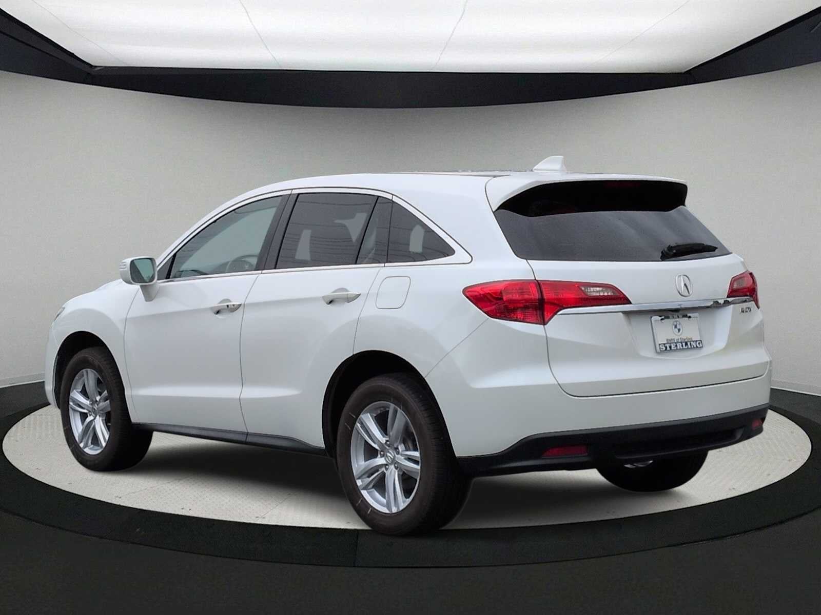 Acura RDX 2013 con paquete tecnológico