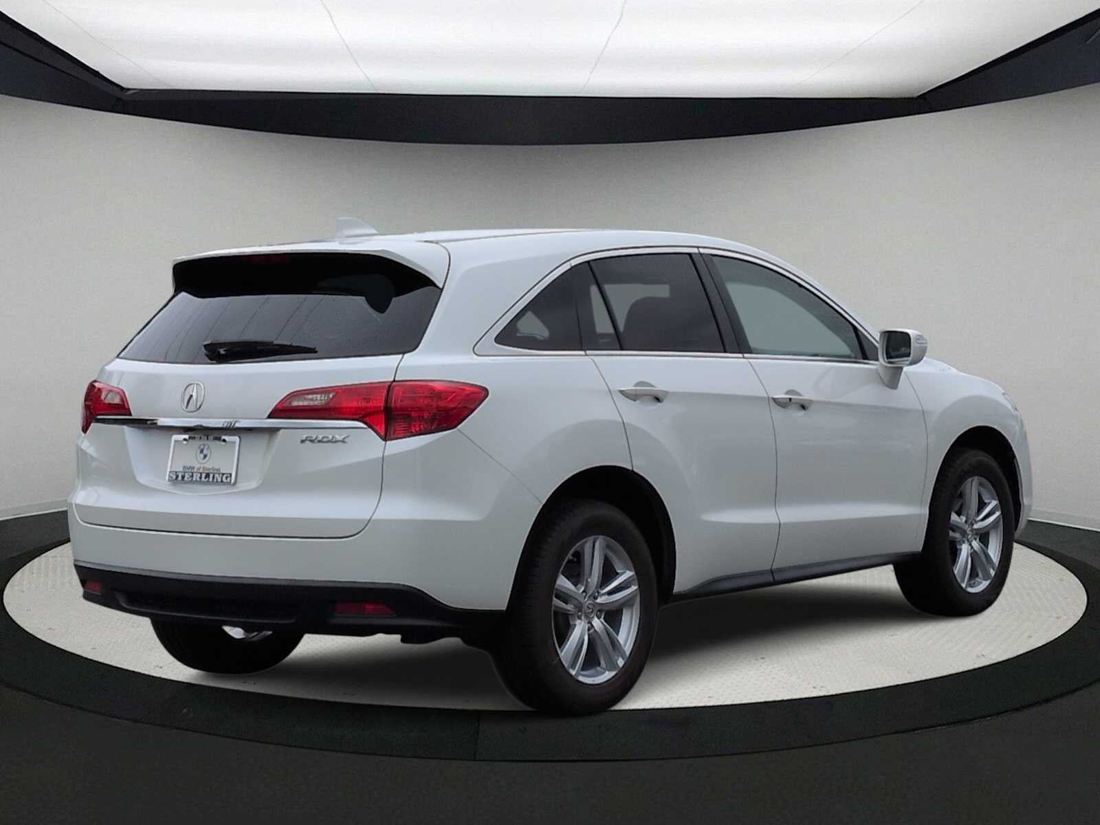 Acura RDX 2013 con paquete tecnológico