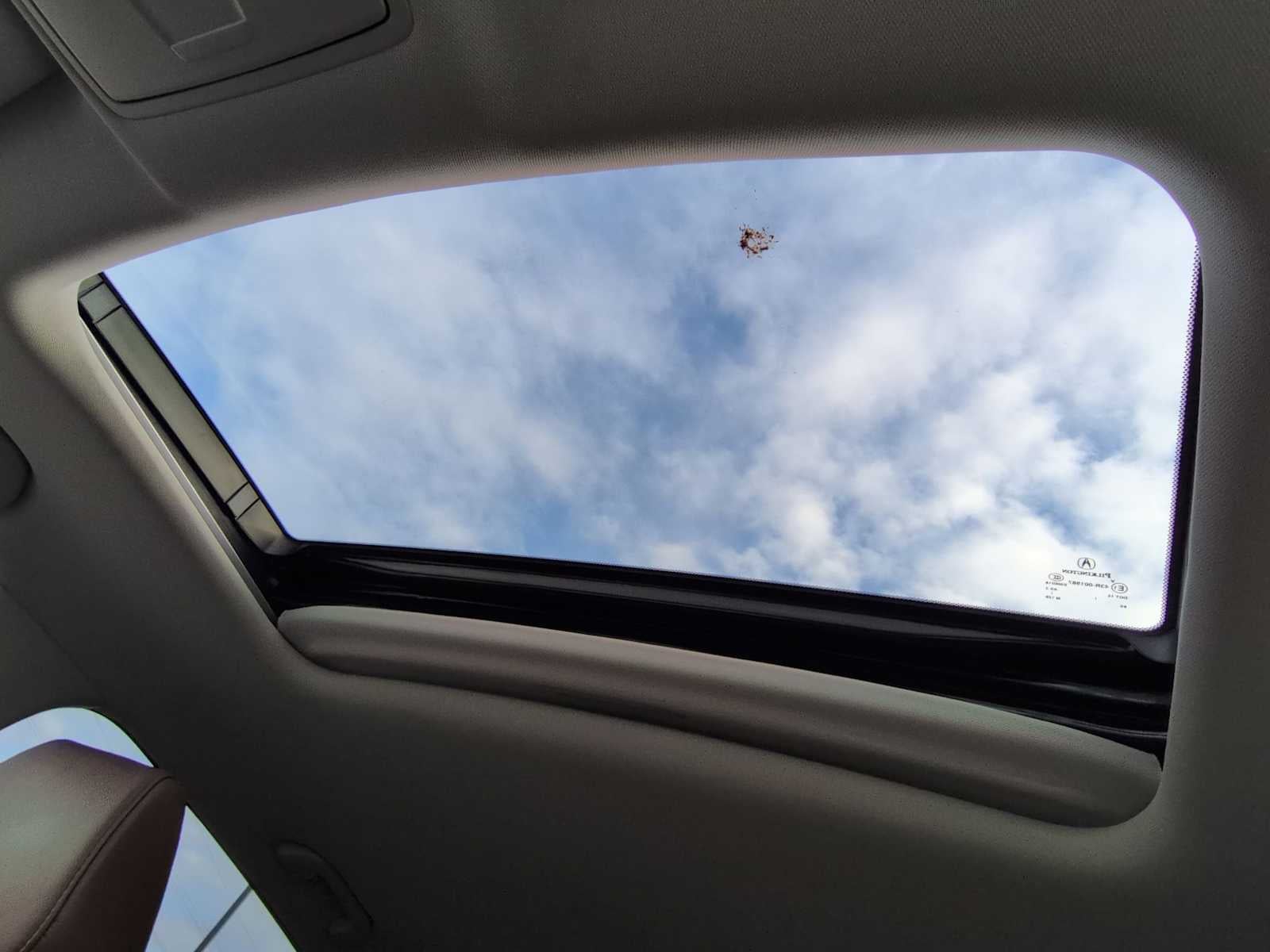 Acura MDX Sport Hybrid 2019 con paquete tecnológico