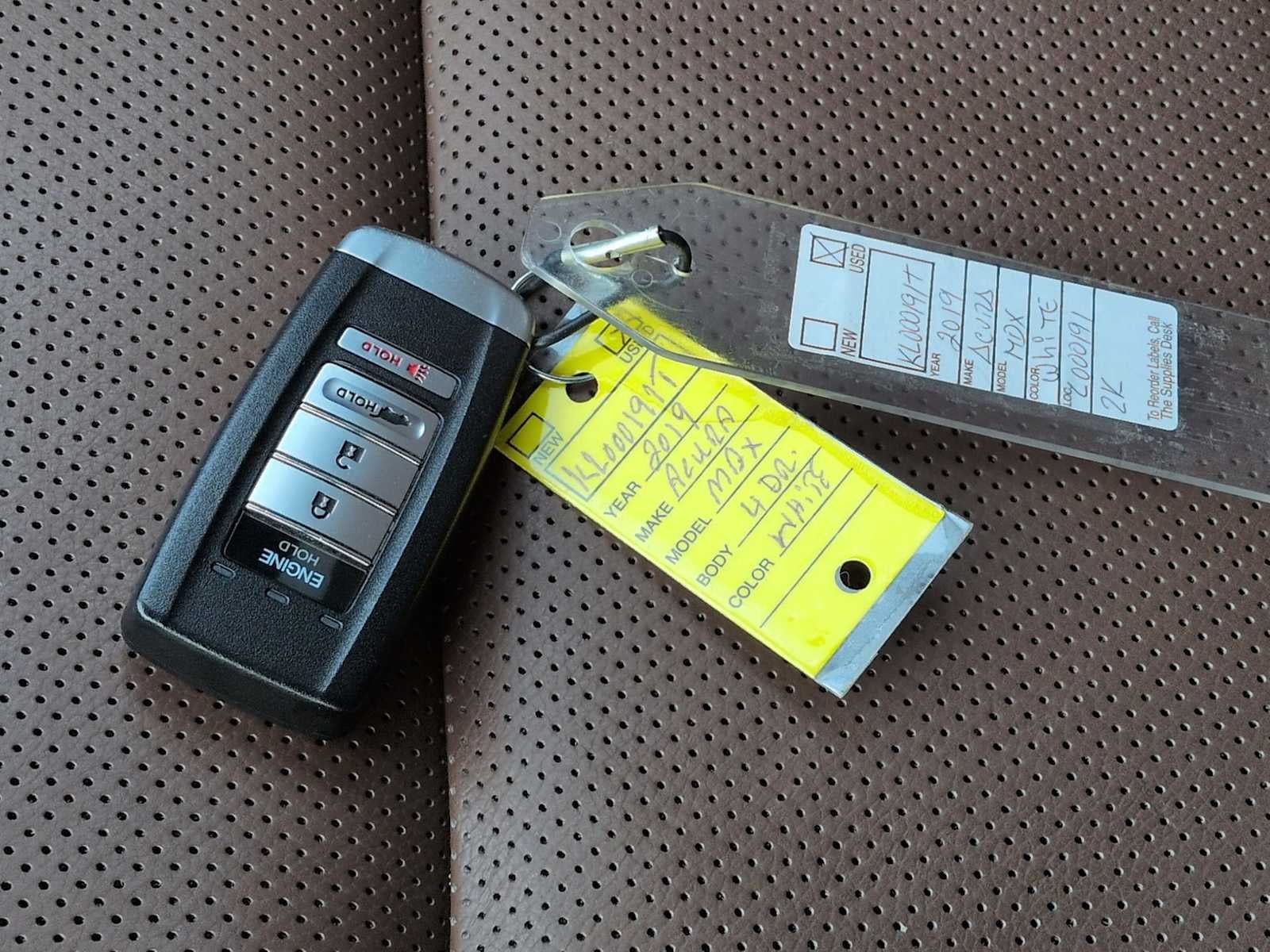 Acura MDX Sport Hybrid 2019 con paquete tecnológico