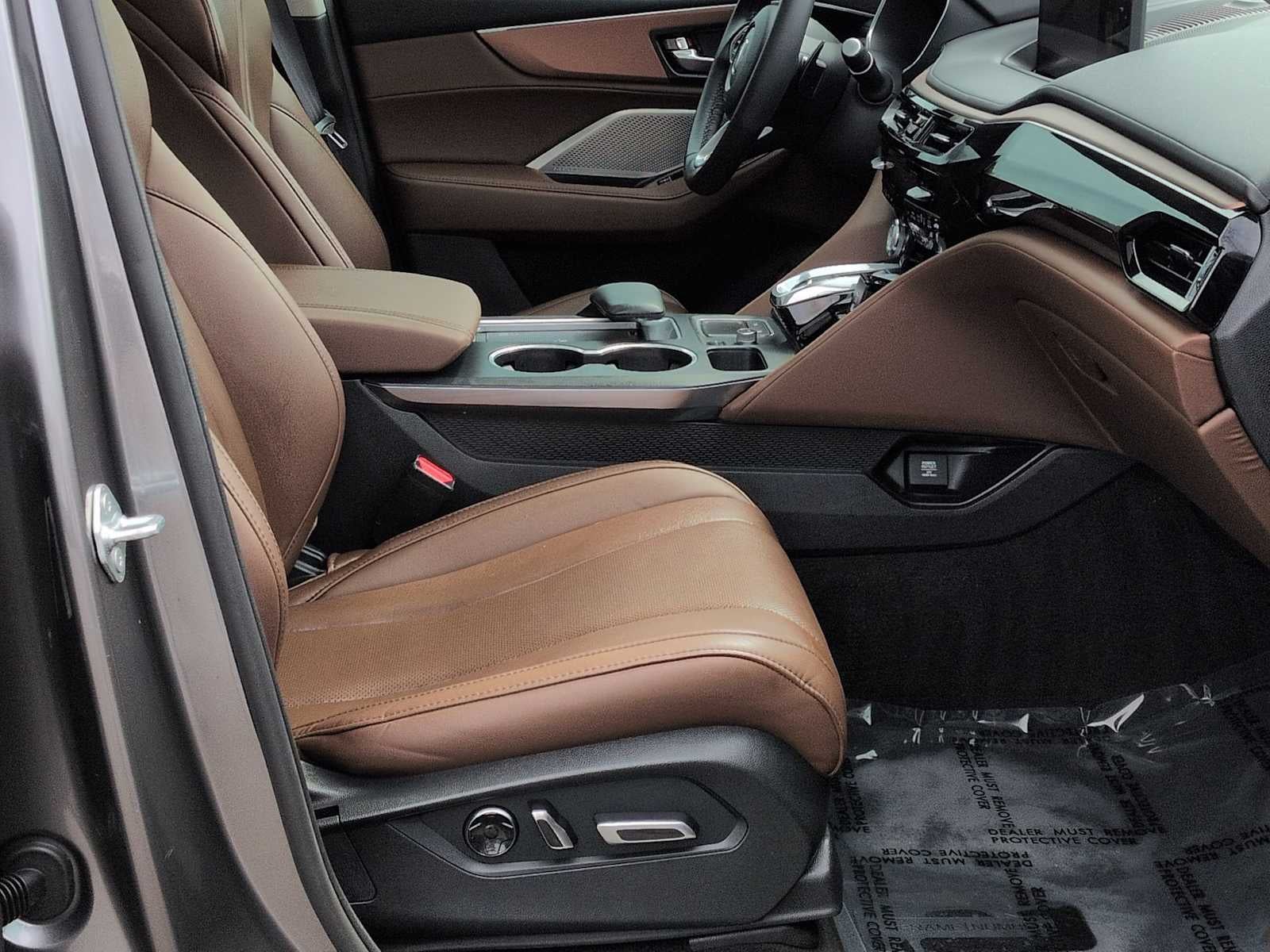 Acura MDX 2023 con paquete tecnológico