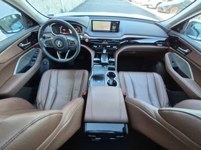 Acura MDX 2024 con paquete tecnológico