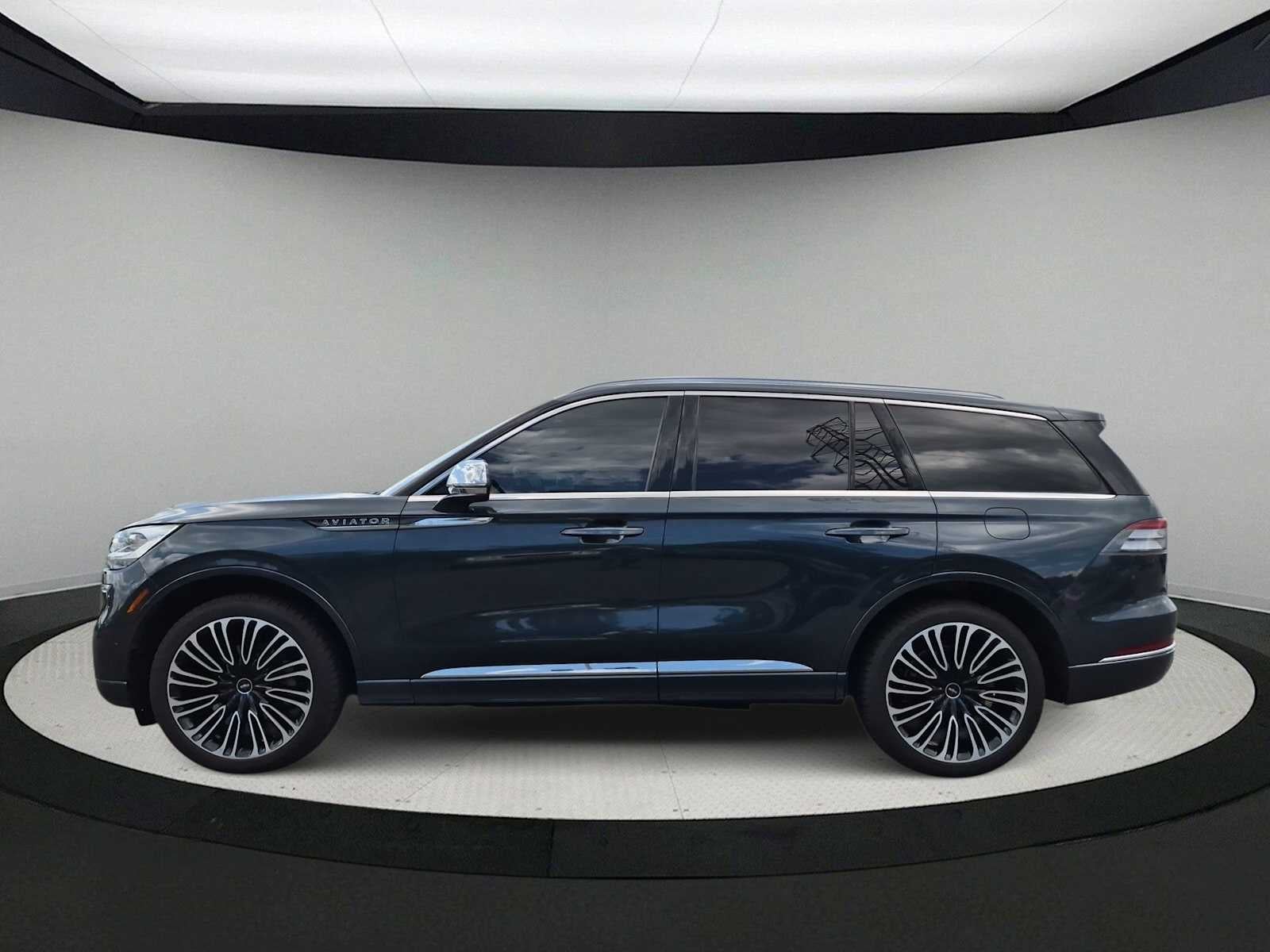 Lincoln Aviator Black Label 2022