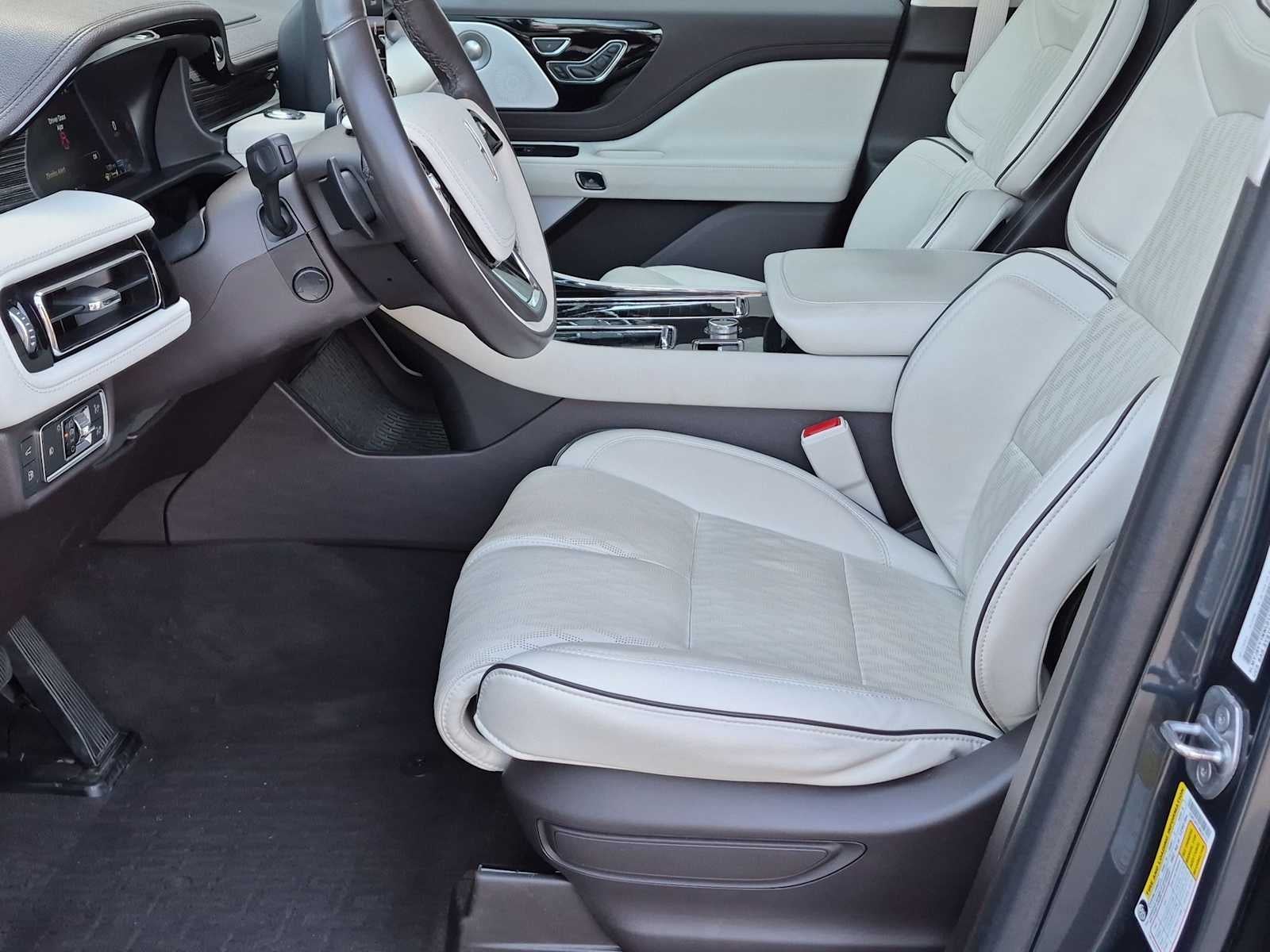 2022 Lincoln Aviator Black Label Grand Touring