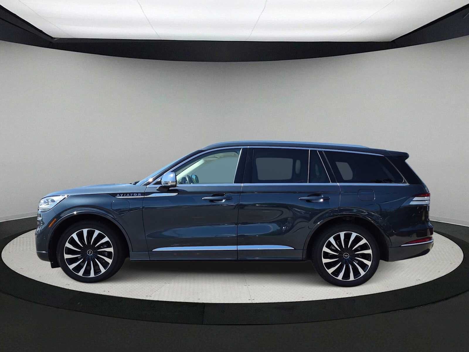 2022 Lincoln Aviator Black Label Grand Touring