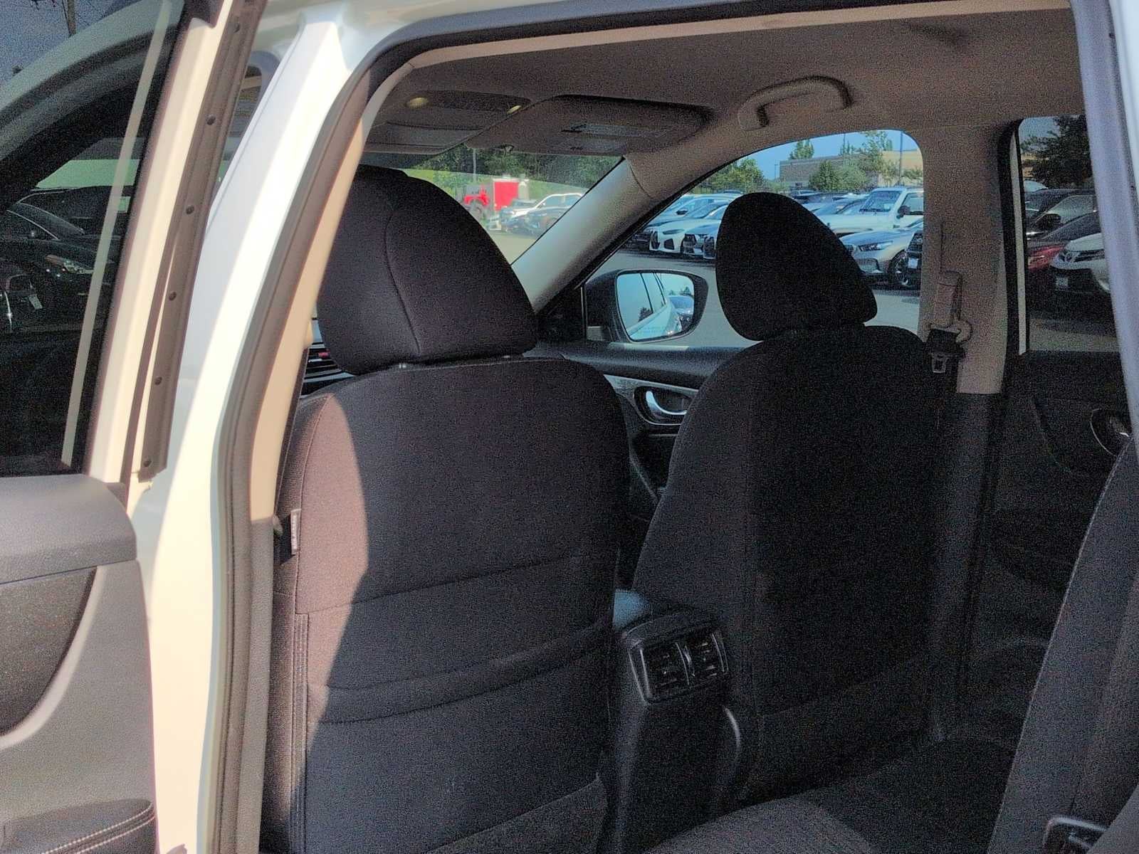 Nissan Rogue SV 2017