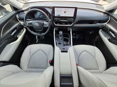 Toyota Grand Highlander XLE 2025