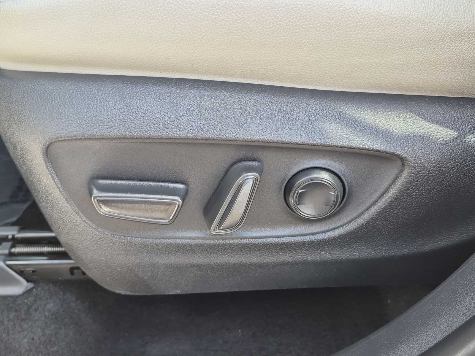 Toyota Grand Highlander XLE 2025