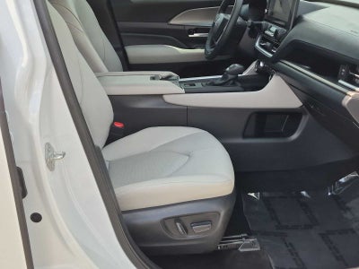 Toyota Grand Highlander XLE 2025