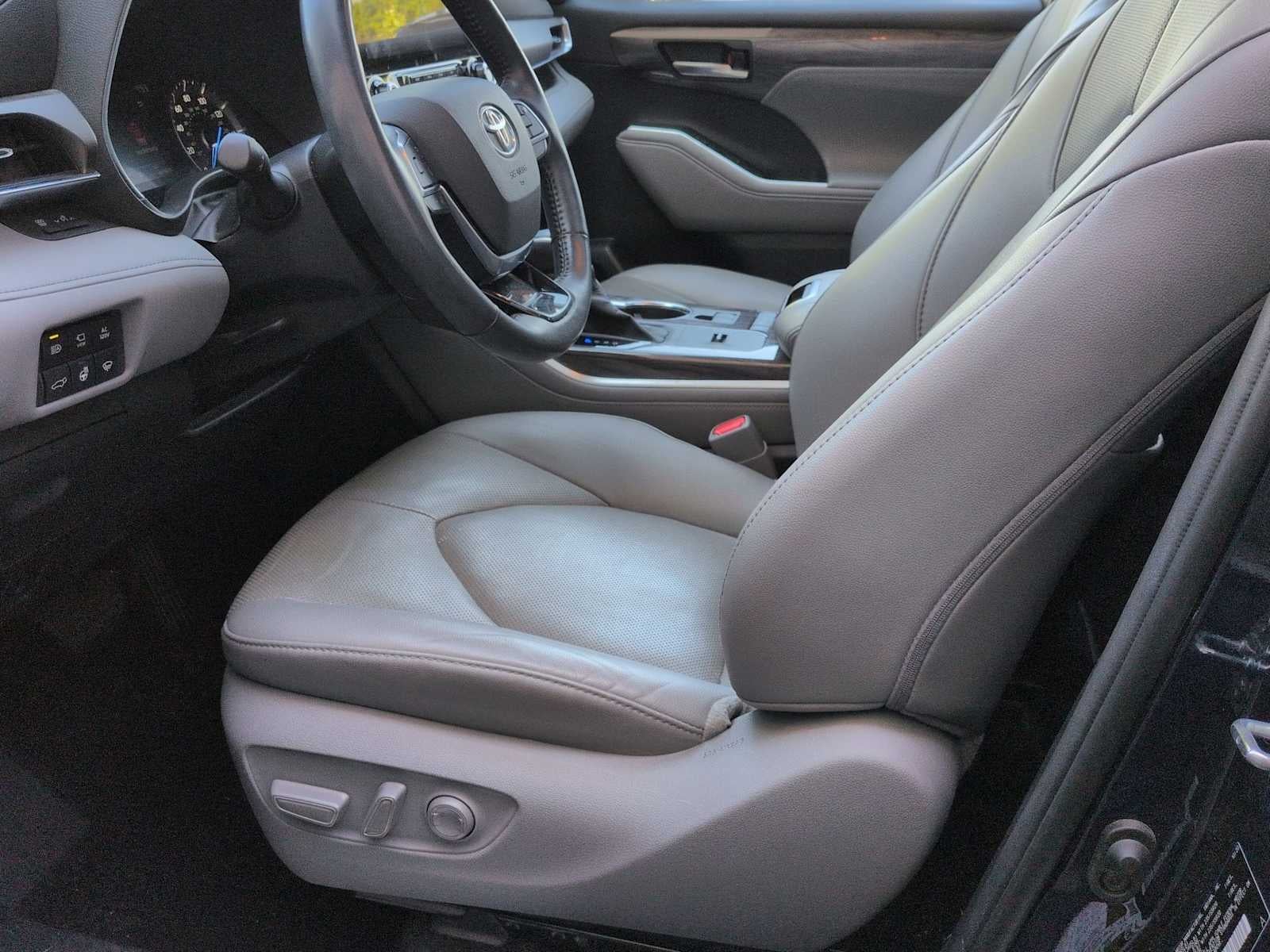 Toyota Highlander Hybrid Limited 2021