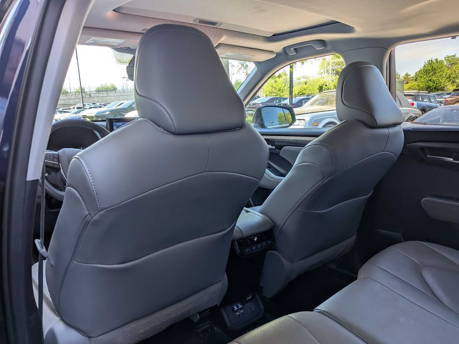 Toyota Highlander Hybrid Limited 2021