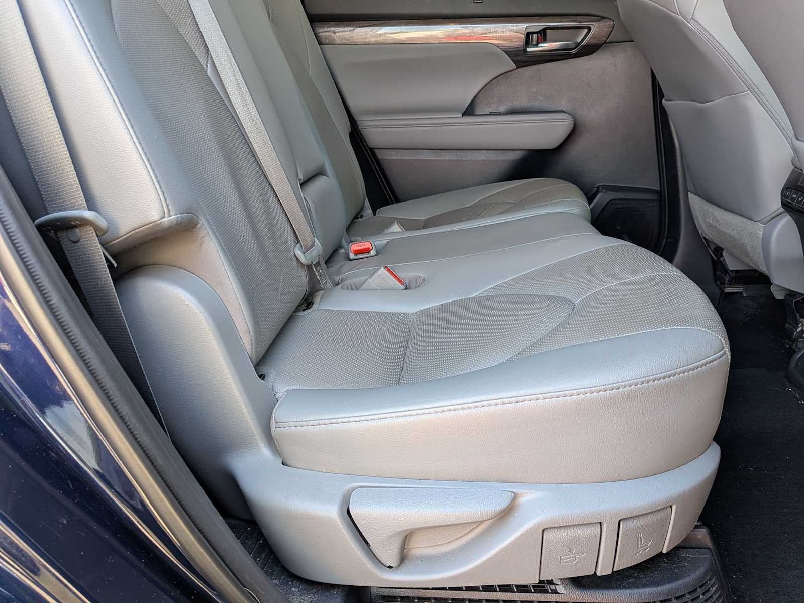 Toyota Highlander Hybrid Limited 2021