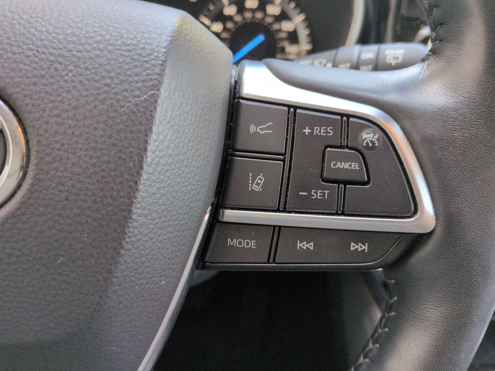 Toyota Highlander Hybrid Limited 2021