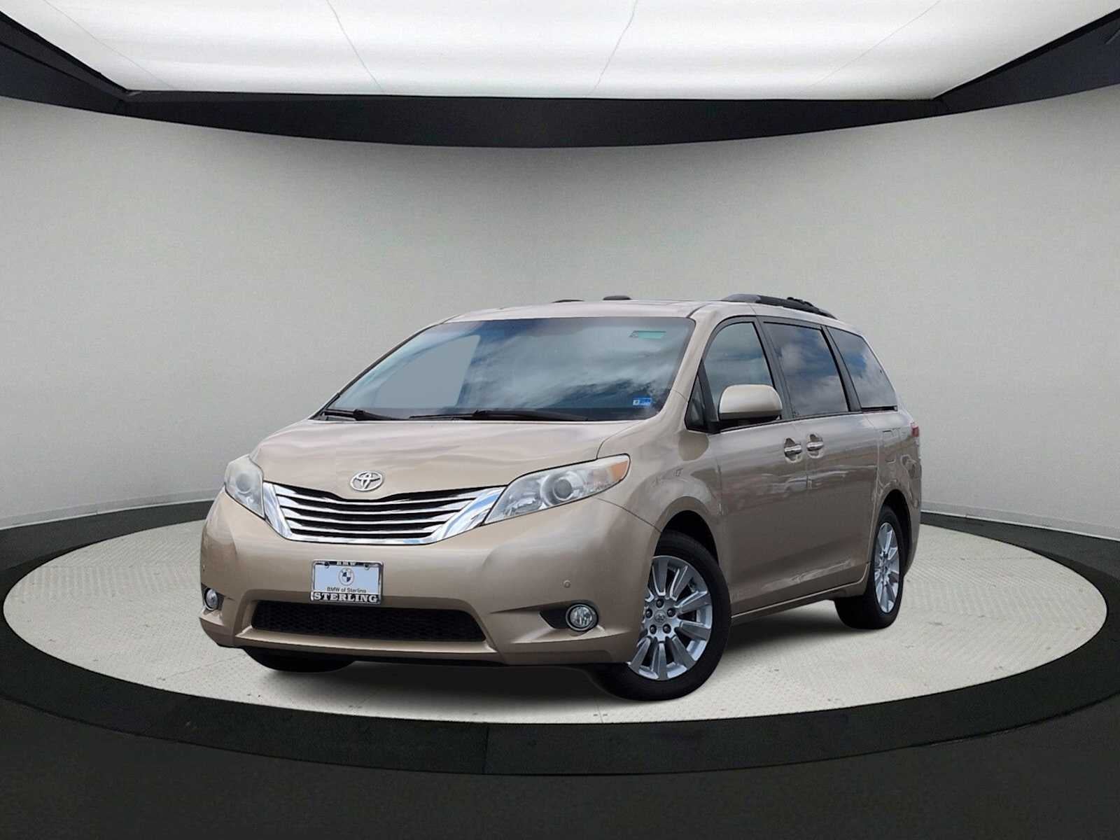 Toyota Sienna Ltd 2011