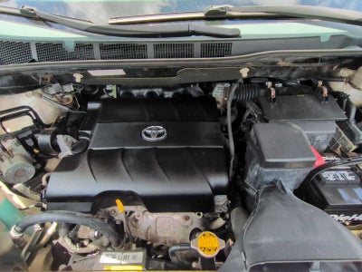 Toyota Sienna Ltd 2011