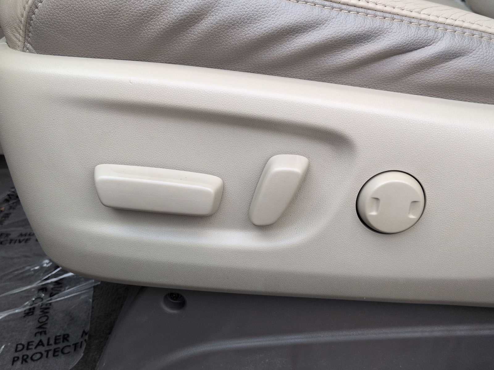 Toyota Sienna Ltd 2011