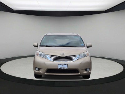 Toyota Sienna Ltd 2011