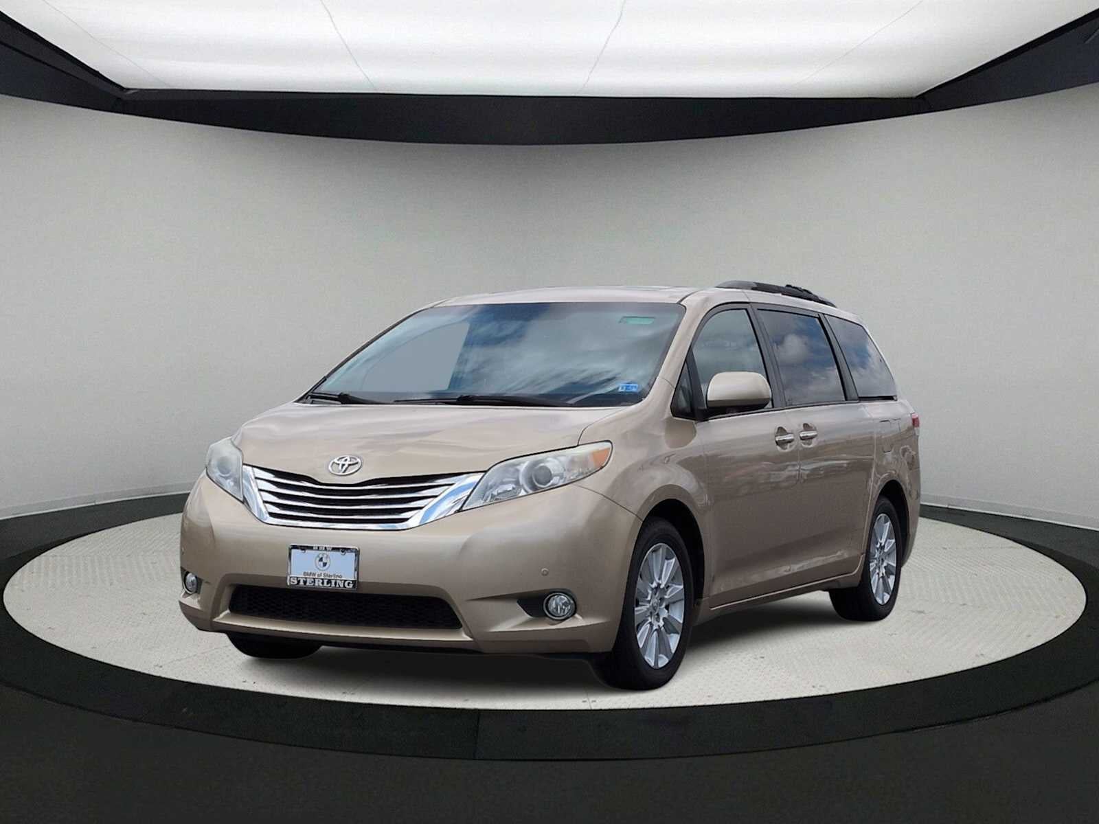 Toyota Sienna Ltd 2011