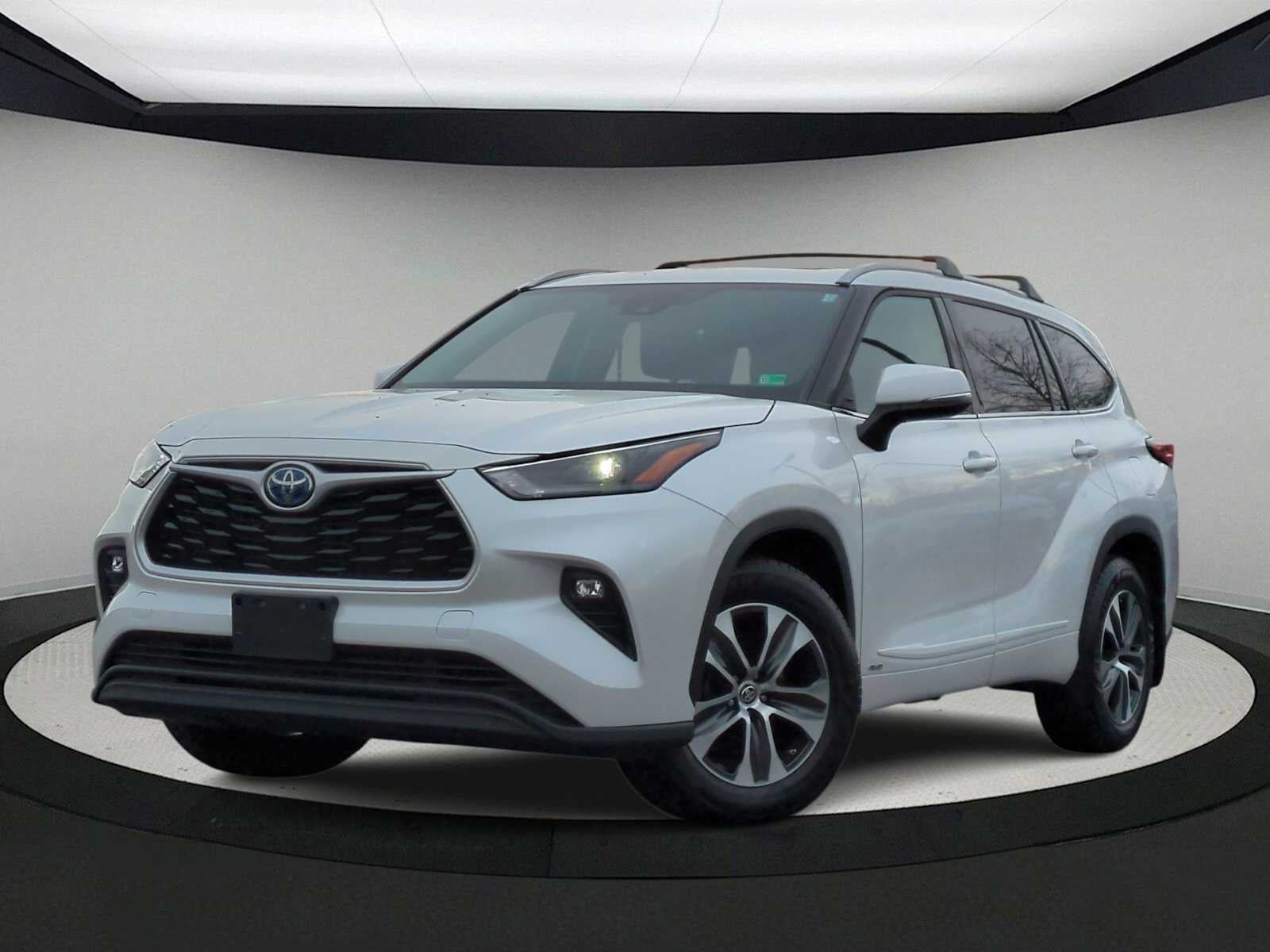 2022 Toyota Highlander Híbrido XLE