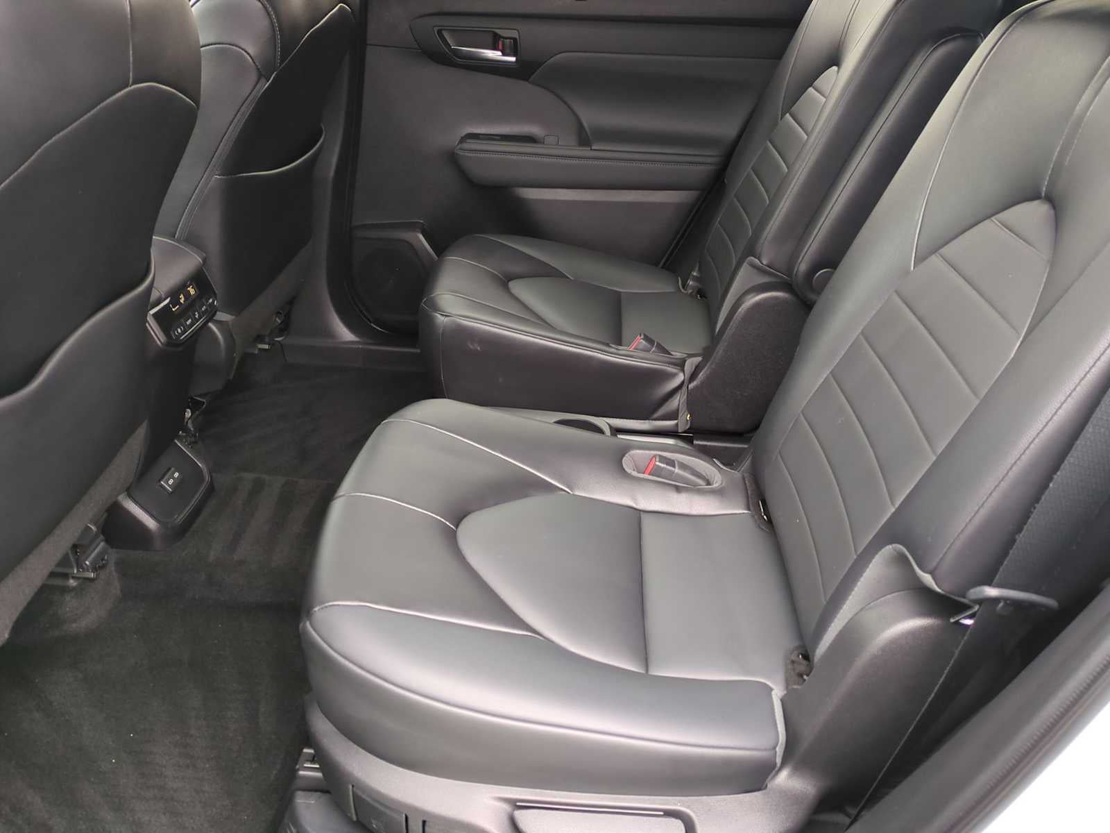 2022 Toyota Highlander Híbrido XLE