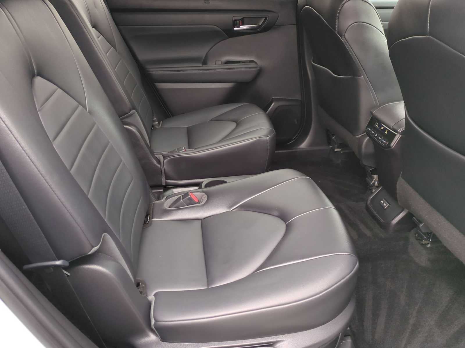 2022 Toyota Highlander Híbrido XLE