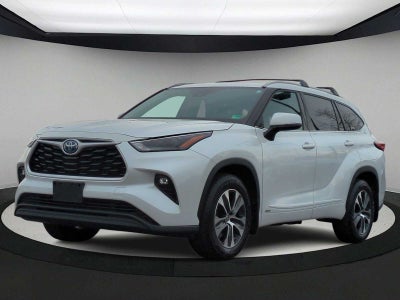 2022 Toyota Highlander Híbrido XLE