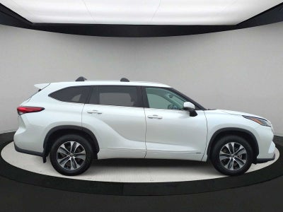 2022 Toyota Highlander Híbrido XLE