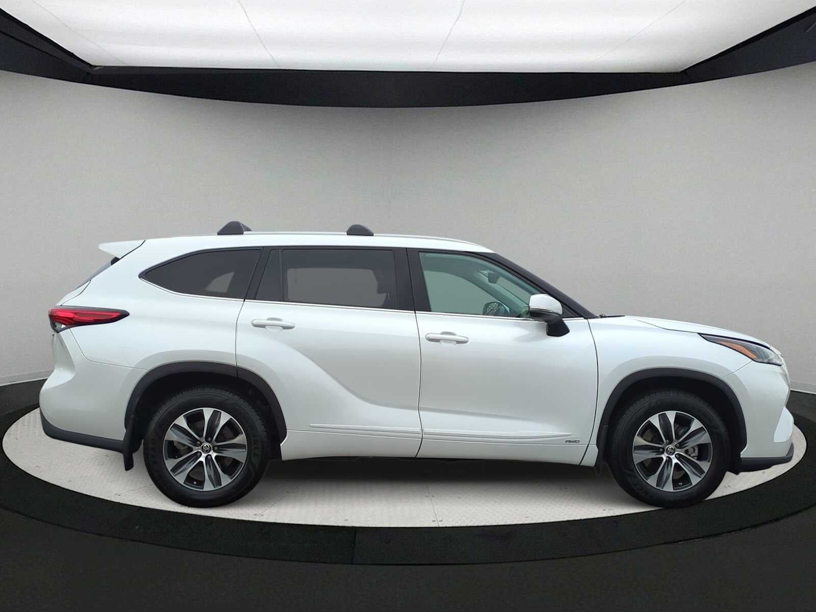 2022 Toyota Highlander Híbrido XLE