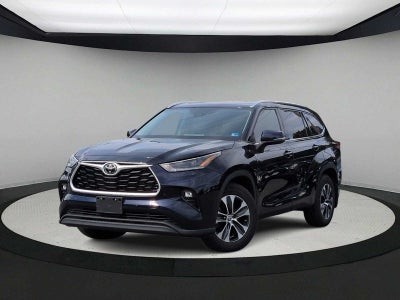 Toyota Highlander XLE 2021