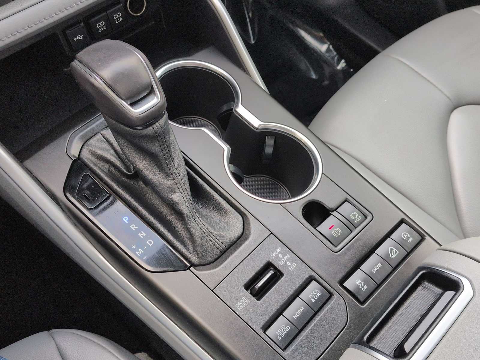 Toyota Highlander XLE 2021