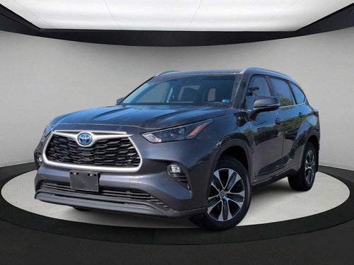 Toyota Highlander Hybrid XLE 2023