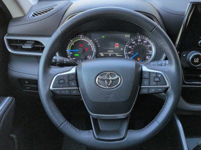 Toyota Highlander Hybrid XLE 2023
